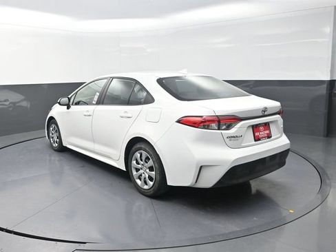 Used 2024 Toyota Corolla LE FWD image 6