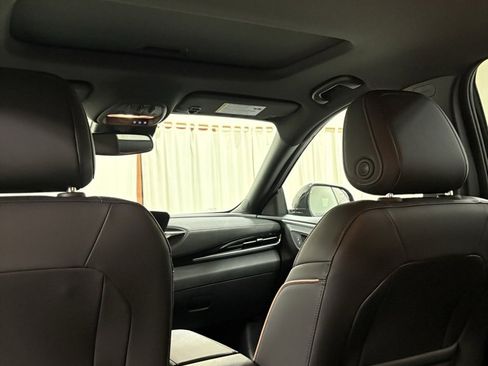 Used 2024 Buick Envista Avenir image 18