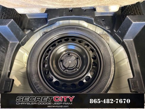 Used 2018 GMC Terrain SLE w/ Driver Convenience Package image 31