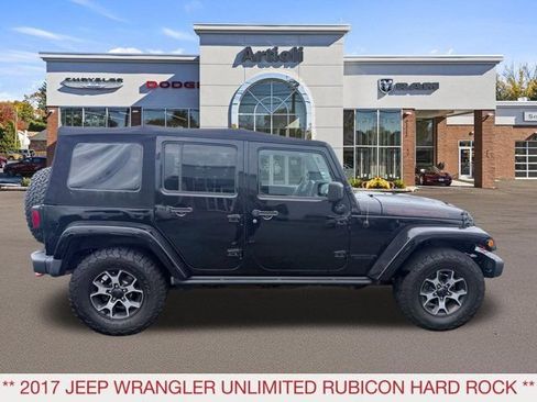 Used 2017 Jeep Wrangler Unlimited Rubicon AWD/4WD image 7