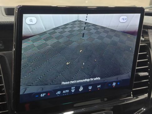 Used 2024 Ford Transit 350 XLT image 41