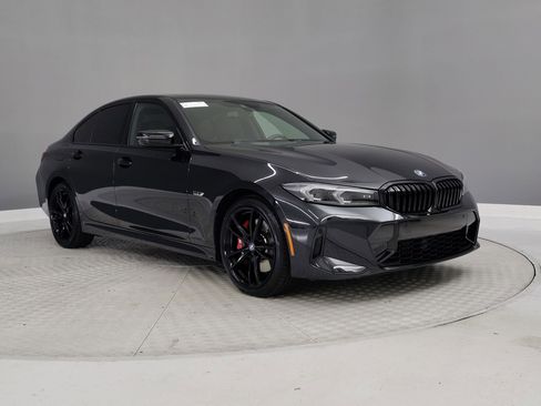 Certified 2023 BMW 330e w/ M Sport Package image 5