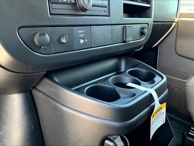 New 2026 Chevrolet Express 2500 RWD image 8