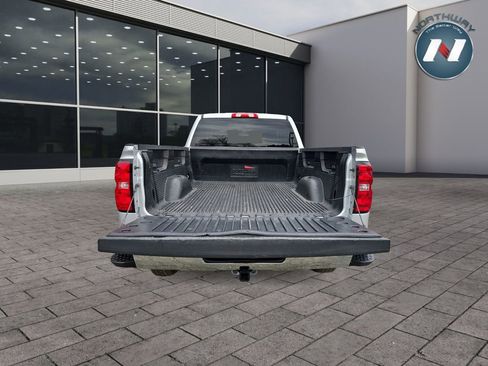 Used 2018 Chevrolet Silverado 1500 LT w/ All Star Edition AWD/4WD image 14
