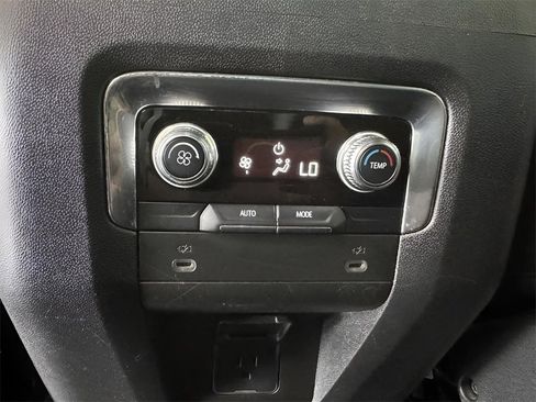 Used 2021 GMC Yukon SLT image 21