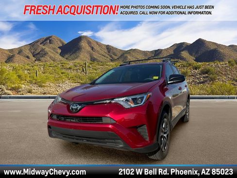 Used 2018 Toyota RAV4 LE w/ Carpet Mat Package AWD/4WD image 1