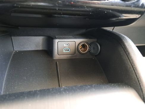 Certified 2022 Ford Escape S AWD/4WD image 14