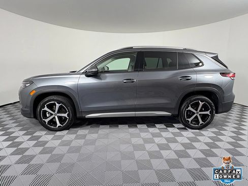Used 2026 Volkswagen Tiguan SE AWD/4WD image 13