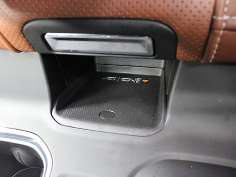 Used 2025 GMC Sierra 1500 Denali Ultimate image 71