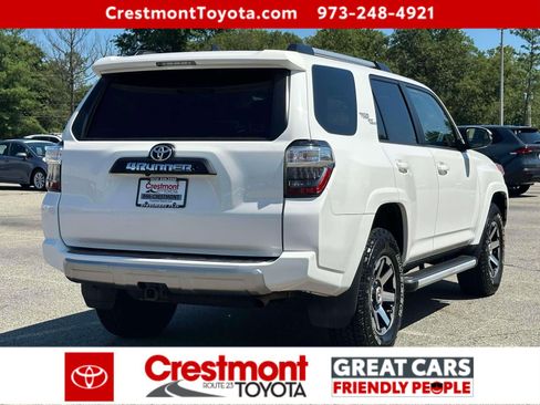 Certified 2018 Toyota 4Runner TRD Off-Road Premium AWD/4WD image 3