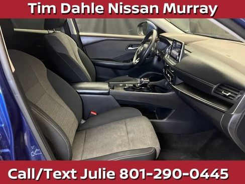 Used 2023 Nissan Rogue SV FWD image 15