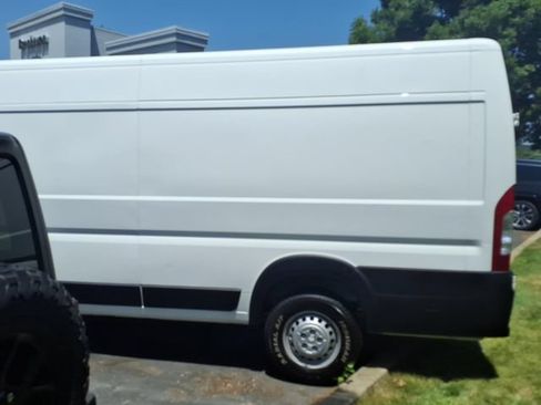 Used 2025 RAM ProMaster 3500 w/ Convenience Group FWD image 4
