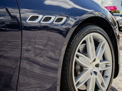 Used 2014 Maserati Quattroporte GTS RWD image 33