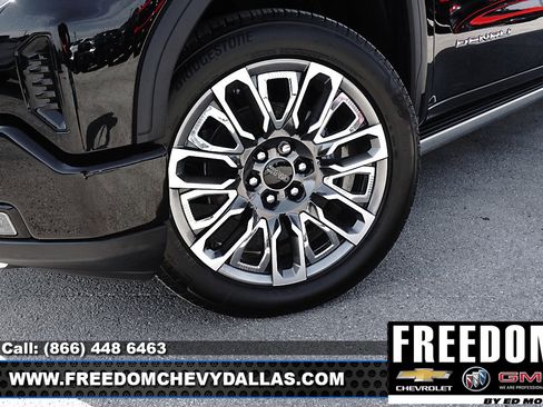 New 2025 GMC Sierra 1500 Denali Ultimate image 9