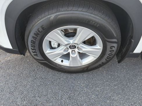 Certified 2025 Toyota Grand Highlander AWD Hybrid image 36