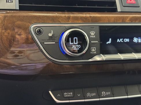 Used 2019 Audi A4 2.0T Premium w/ Convenience Package image 39