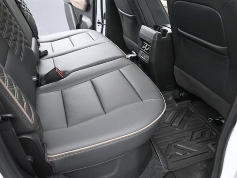 Used 2025 GMC Canyon Denali AWD/4WD image 18