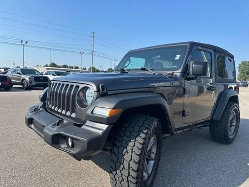 Used 2023 Jeep Wrangler Sport AWD/4WD image 23
