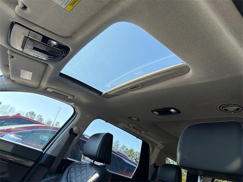 Used 2021 Hyundai Palisade Limited image 33