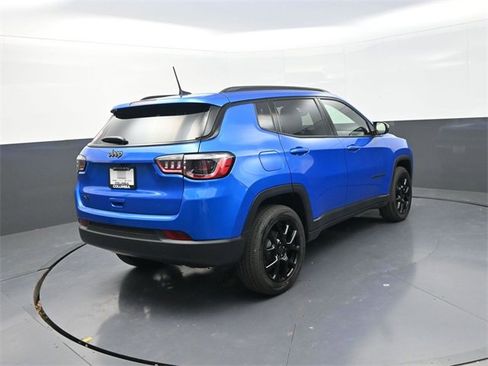 New 2026 Jeep Compass Latitude image 7
