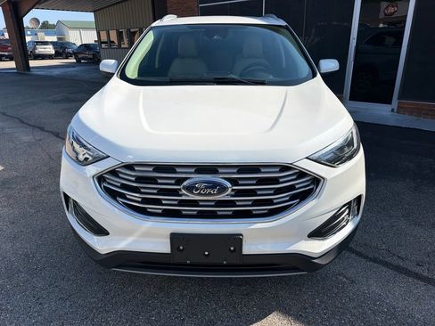 Used 2022 Ford Edge SEL w/ Convenience Package AWD/4WD image 2