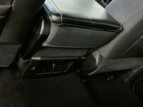 Used 2024 RAM 1500 Warlock AWD/4WD image 28