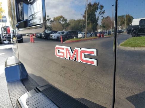 New 2025 GMC Savana 2500 w/ Driver Convenience Package image 7