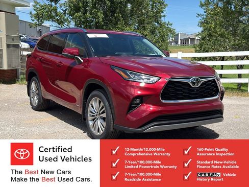 Certified 2026 Toyota Highlander Platinum AWD/4WD image 1