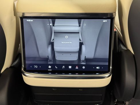Used 2023 Tesla Model X image 34