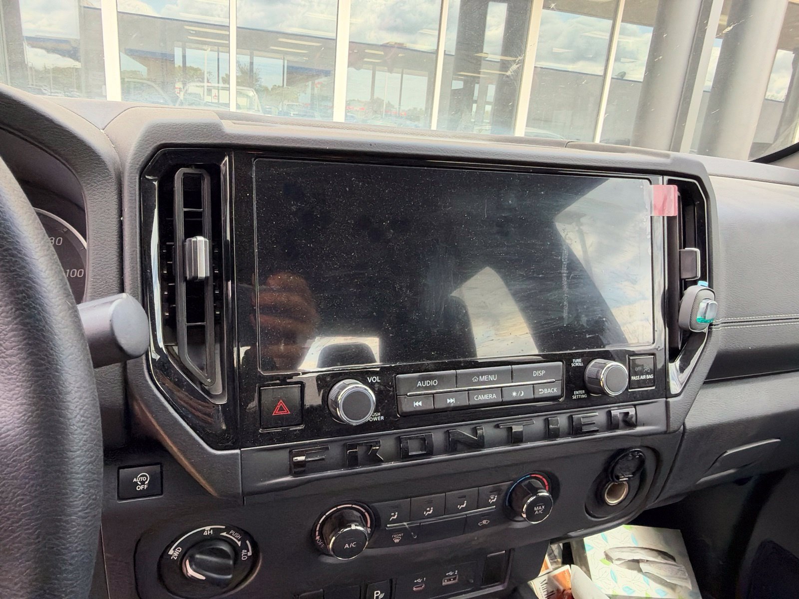Used 2026 Nissan Frontier SV w/ Tow Package AWD/4WD image 12