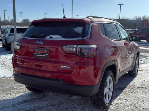 Used 2019 Jeep Compass Latitude w/ Cold Weather Group image 5