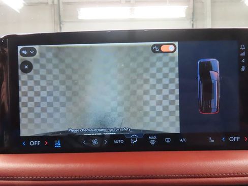 Used 2025 Lincoln Aviator Reserve w/ Equipment Group 201A AWD/4WD image 24
