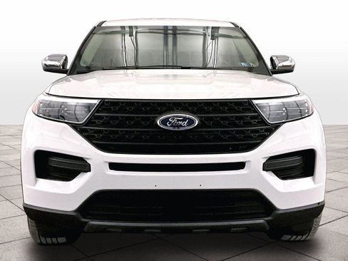Used 2022 Ford Explorer 4WD image 3