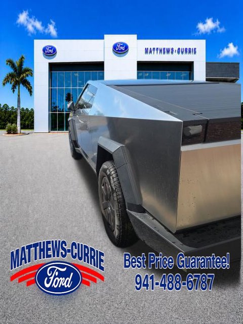 Used 2026 Tesla Cybertruck AWD Crew Cab image 5