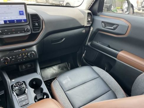 Used 2023 Ford Bronco Sport Outer Banks AWD/4WD image 17