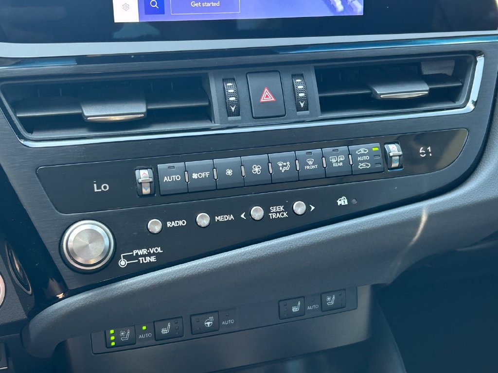 Used 2025 Lexus ES 350 w/ Premium Package FWD image 31