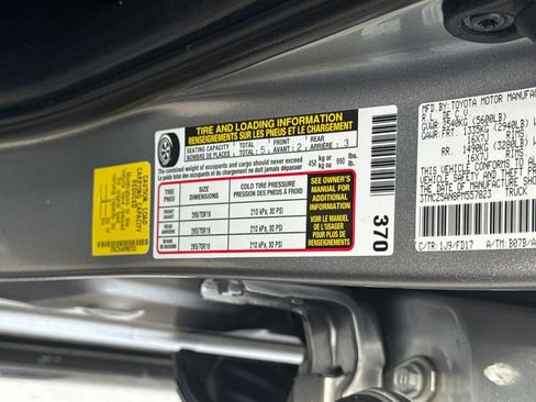 Used 2023 Toyota Tacoma TRD Off-Road image 46