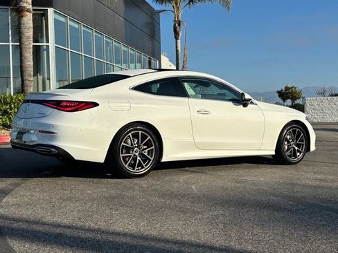 Used 2026 Mercedes-Benz CLE 300 4MATIC Coupe image 4