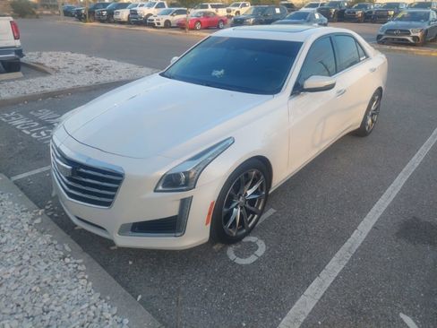 Used 2019 Cadillac CTS Luxury image 3