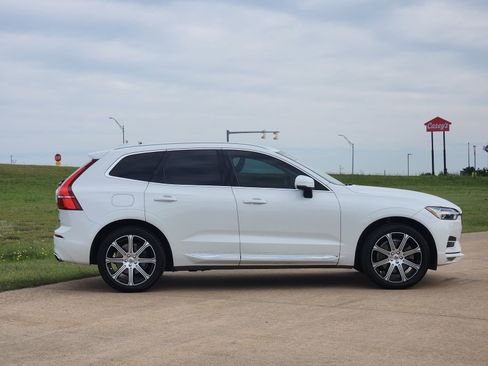 Used 2020 Volvo XC60 T6 Inscription w/ Protection Package Premier AWD/4WD image 7