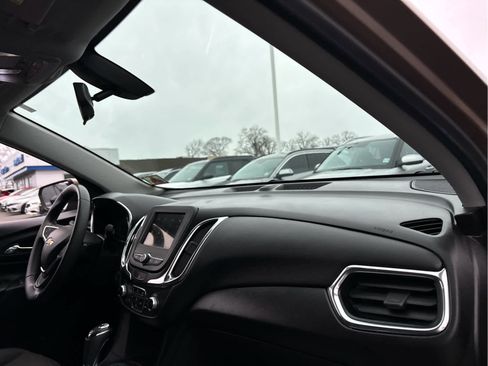 Used 2019 Chevrolet Equinox LT image 26