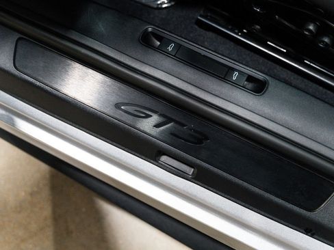 Used 2022 Porsche 911 GT3 RWD image 80
