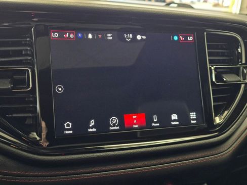 Used 2024 Dodge Durango GT image 31