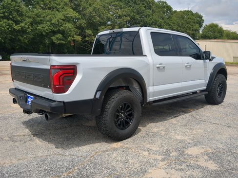 Certified 2025 Ford F150 Raptor AWD/4WD image 3