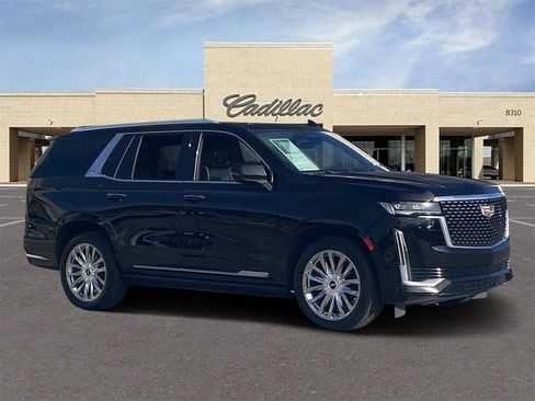 Used 2022 Cadillac Escalade Premium Luxury w/ Performance Package image 3