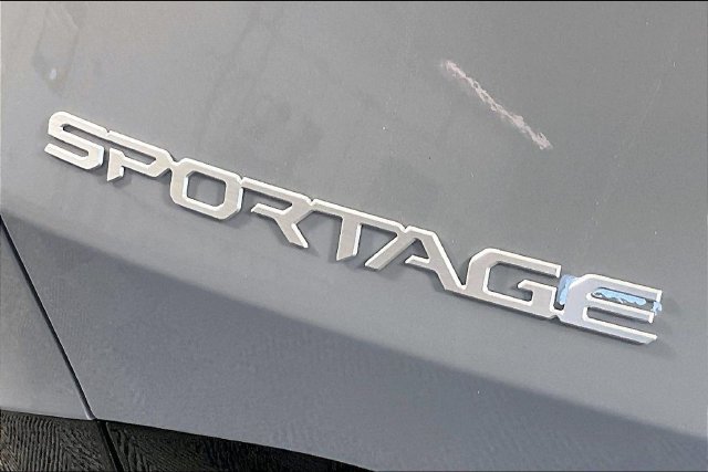 New 2027 Kia Sportage SX FWD image 10