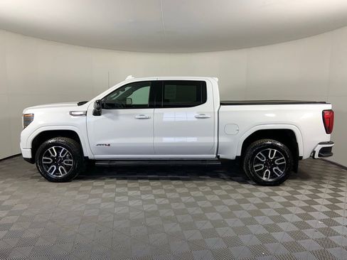 Used 2024 GMC Sierra 1500 AT4 w/ Technology Package image 6