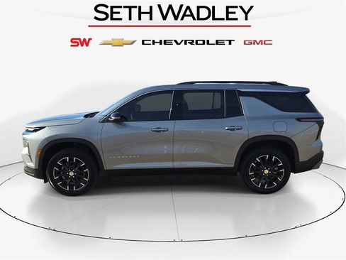 New 2026 Chevrolet Traverse LT w/ Sun and Wheel Package image 4