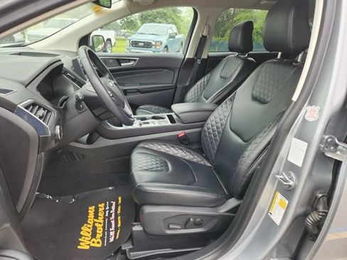 Used 2024 Ford Edge Titanium AWD/4WD image 12