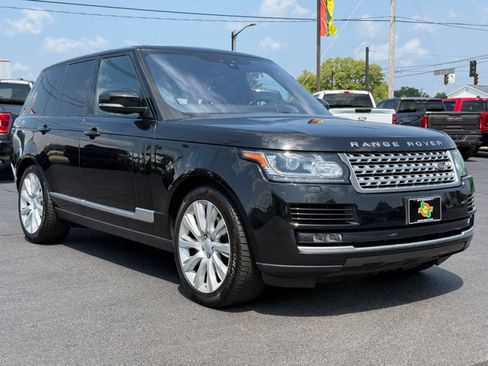 Used 2017 Land Rover Range Rover Supercharged AWD/4WD image 2